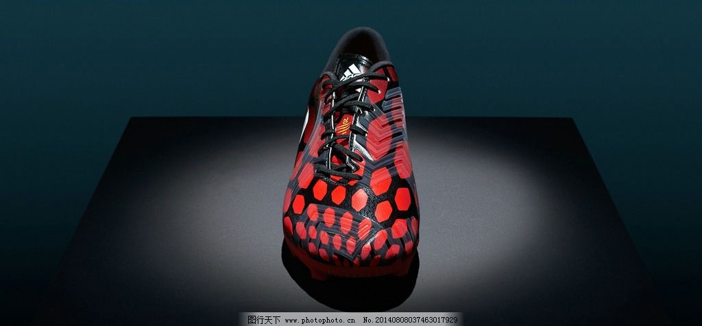 ADIDAS 顶级足球鞋图片